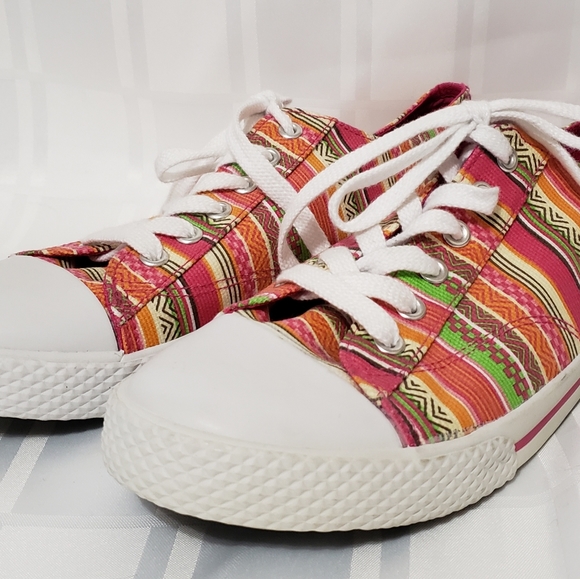 Airwalk Women's Size 9.5 shoes